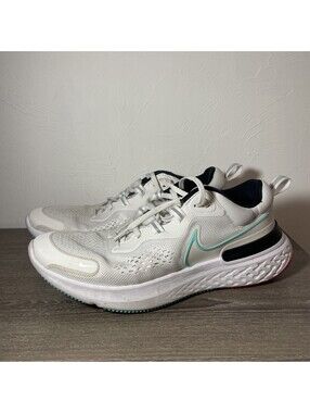 Nike White Teal Accent Men’s Athletic Shoes